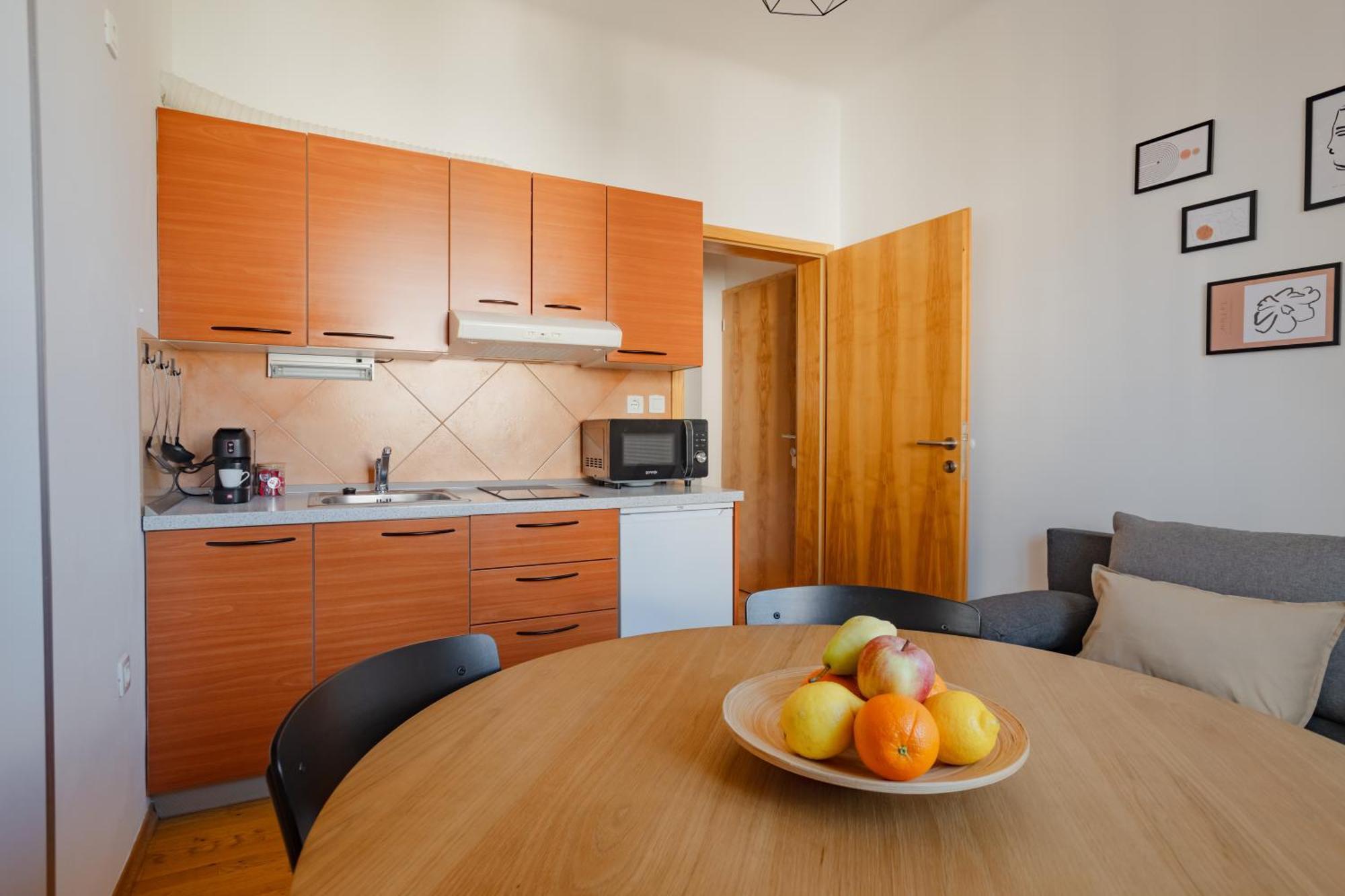 Vila Klara Apartments Любляна Экстерьер фото